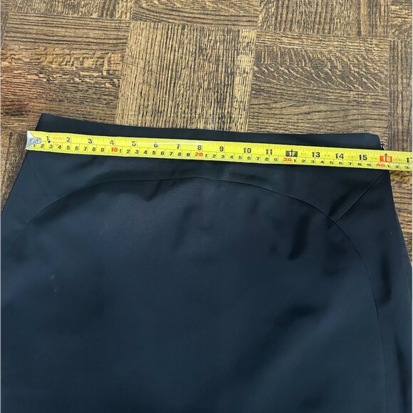 Ted Baker Pencil Skirt size "3" (actually fits like a size 6-7) - Picture 6 of 9